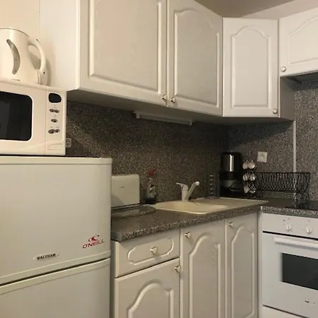 Apartament Avec Terrasse Pour 4 A Pyrenees 2000 - Fr-1-592-43 Bolquère